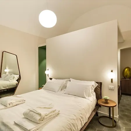 Couette-café Dimora Clementina 4*