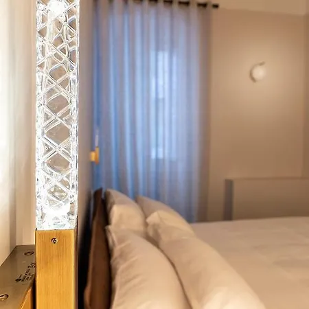 Dimora Clementina Couette-café 4*