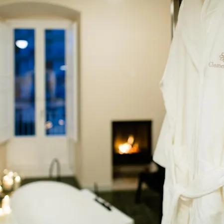 Dimora Clementina Couette-café 4*